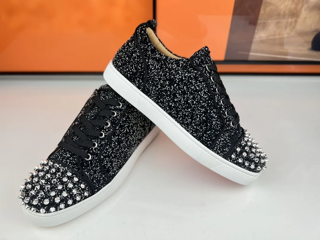 Luxury Men's Silver Rivets Cap Toe Low Top Black Glitter Leather Red Bottom Sneakers Casual Boat Shoes Fashion Party Footwear