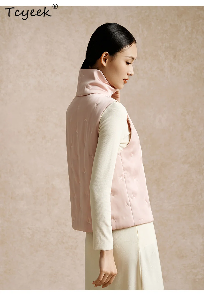 

Tcyeek, Filling Silk Wool Thick Vest, Women Sleeveless Jacquard, Chinese Style Commute Vest Top, 2024 Autumn Winter C48247QM