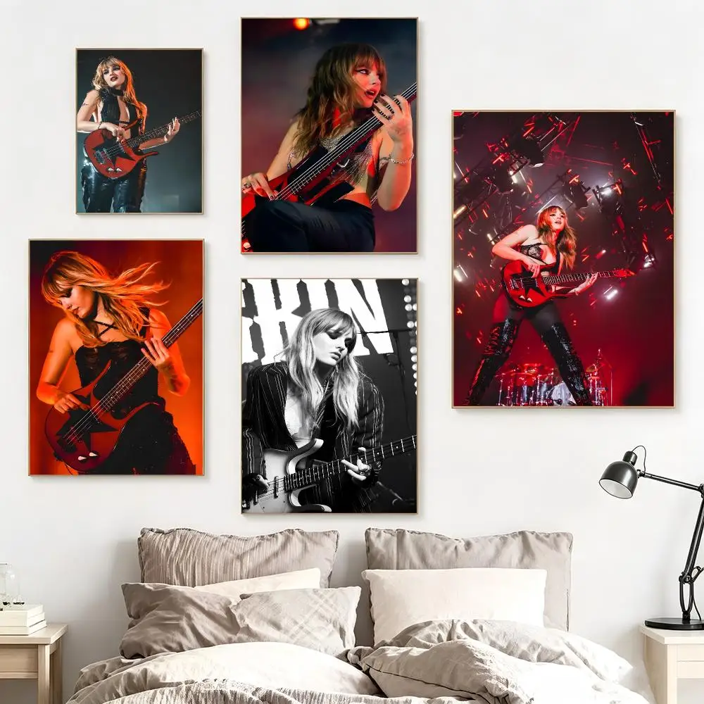 Glam Rock V-Victoria De Angelis Poster impermeable para el hogar sala de estar dormitorio bar decoracion estetica