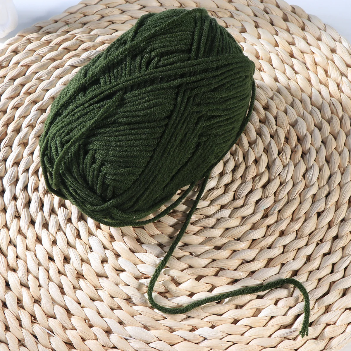 

50G Milk Cotton Yarn for All Versatile Worsted Weight Patterns Soft Skin Care Yarn for Knitting Crochet Hats Shawls Scarves Arm