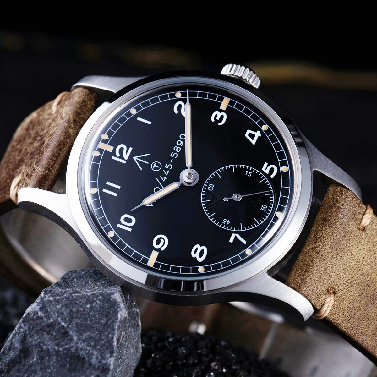 Hruodland F032 Men's Retro Military Quartz Watch VD78 Stainless
