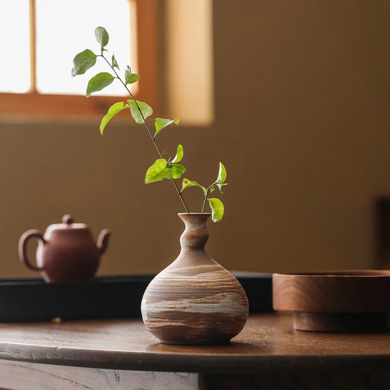 Zen-inspired Japanese coarse pottery retro ceramic vase,handcrafted wabi-sabi homestay flower vase, tea table decorative item