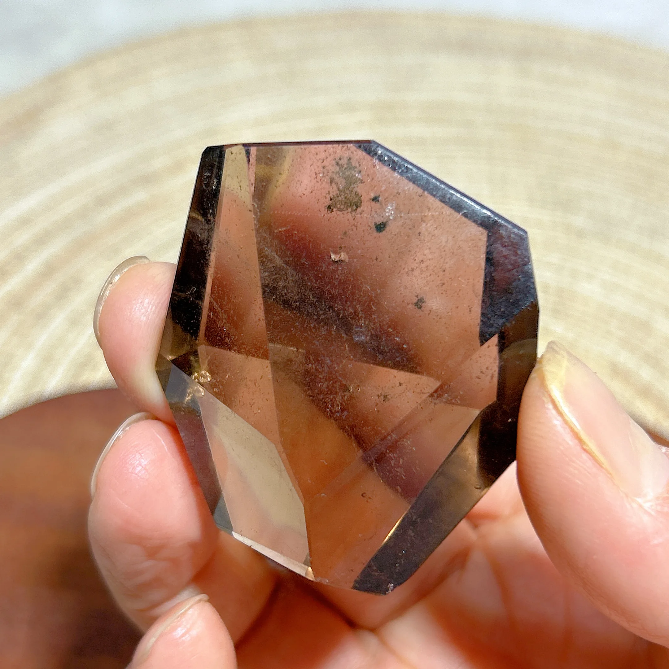 

High Quality Natural Crystal Smokey Quartz Free Form Rainbow Gemstones Healing Reiki Mineral Energy Home Decorations Gift