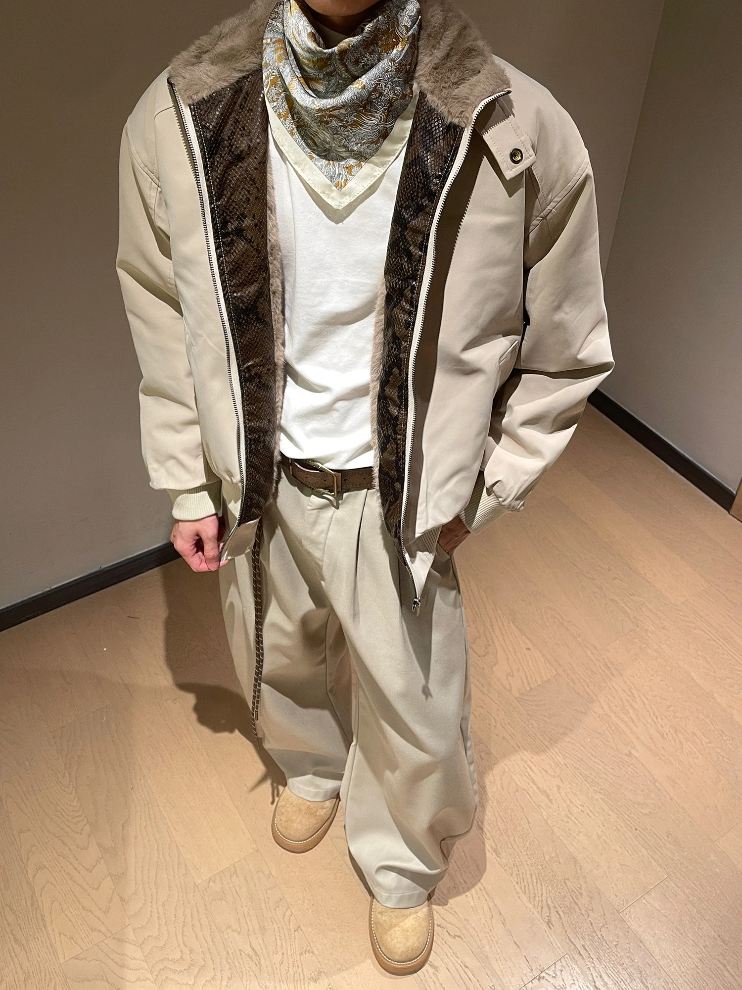 سترات رجالية جديدة لشتاء 2025 بنمط جلد الثعبان السميك بتصميم كلاسيكي من الفرو الصناعي سترات مريحة دافئة للرجال معاطف وسيم بأكمام طويلة #5