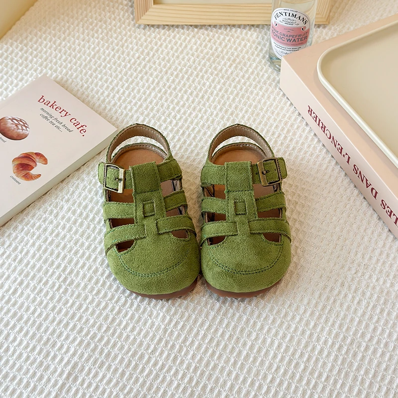 Sandalias de verano de cuero de ante para niños, zapatos de playa transpirables con tiras, zapatos planos de corcho para niños pequeños, zapatos planos informales de moda