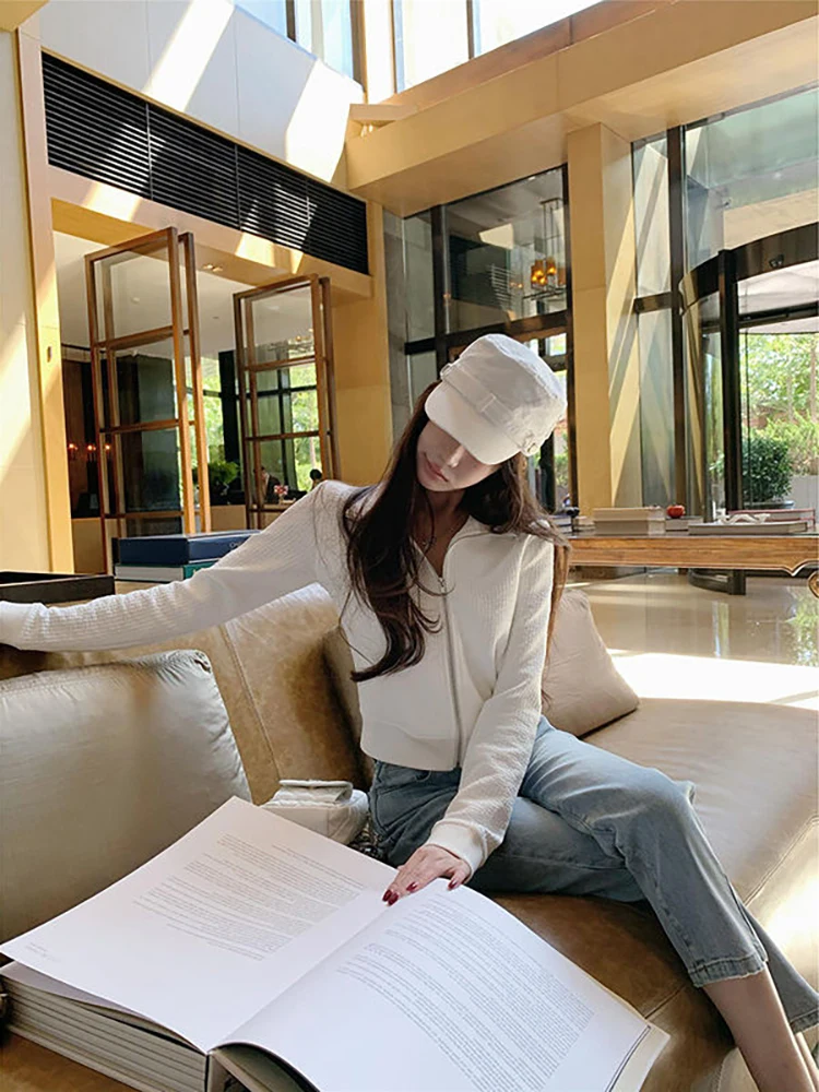 

High Waist Slim Fit Blue Jeans Women's 2026 New Style Elastic Straight Leg Nine-Piece Pants High Elasticity Water Washed