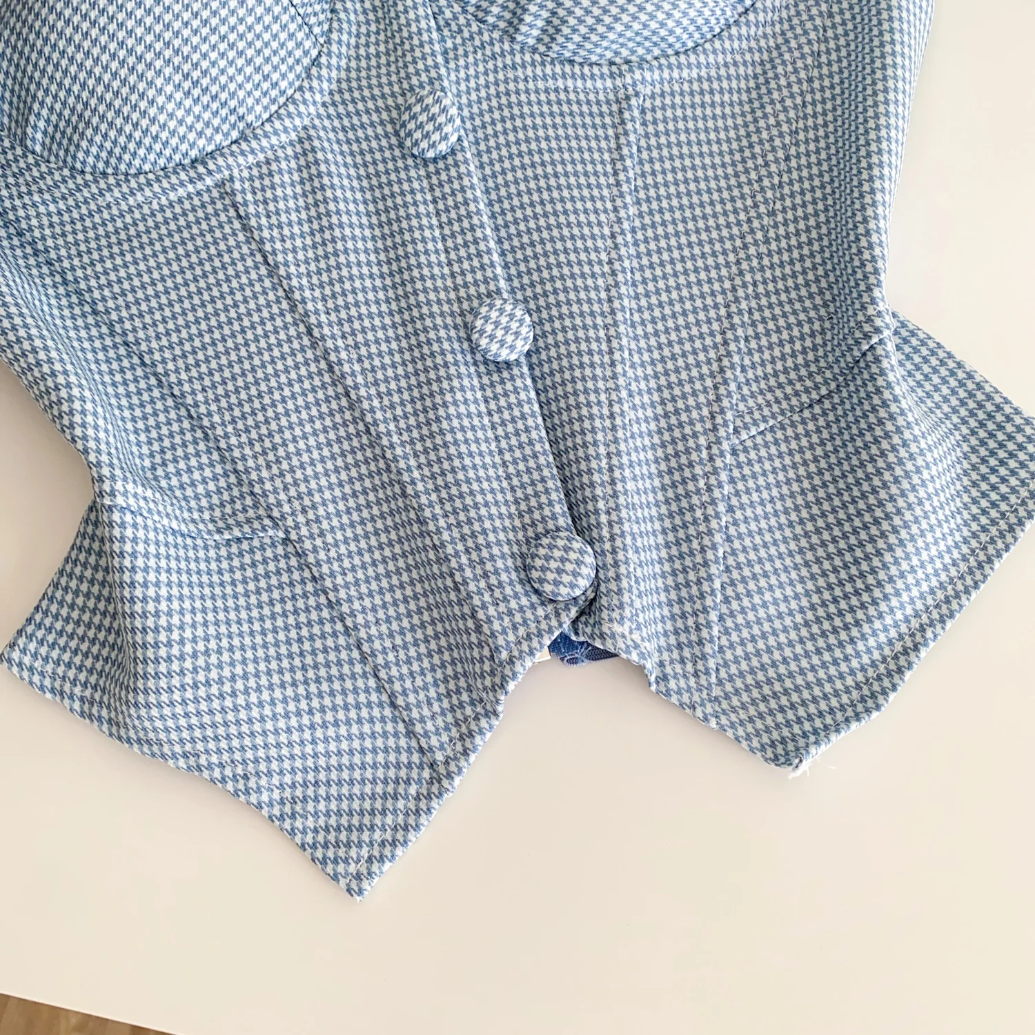 Clothland المرأة ريترو منقوشة المحاصيل الأعلى حمالة أكمام الخامس الرقبة سستة مشد قميص خمر مثير سليم بلوزة Blusa WA386 #4