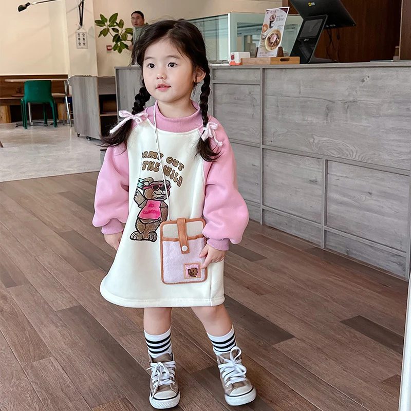 Abito lungo in felpa per ragazze carine Abiti da principessa rosa per bambini Moda Casual Addensare Abiti caldi Top Abbigliamento per tutte le