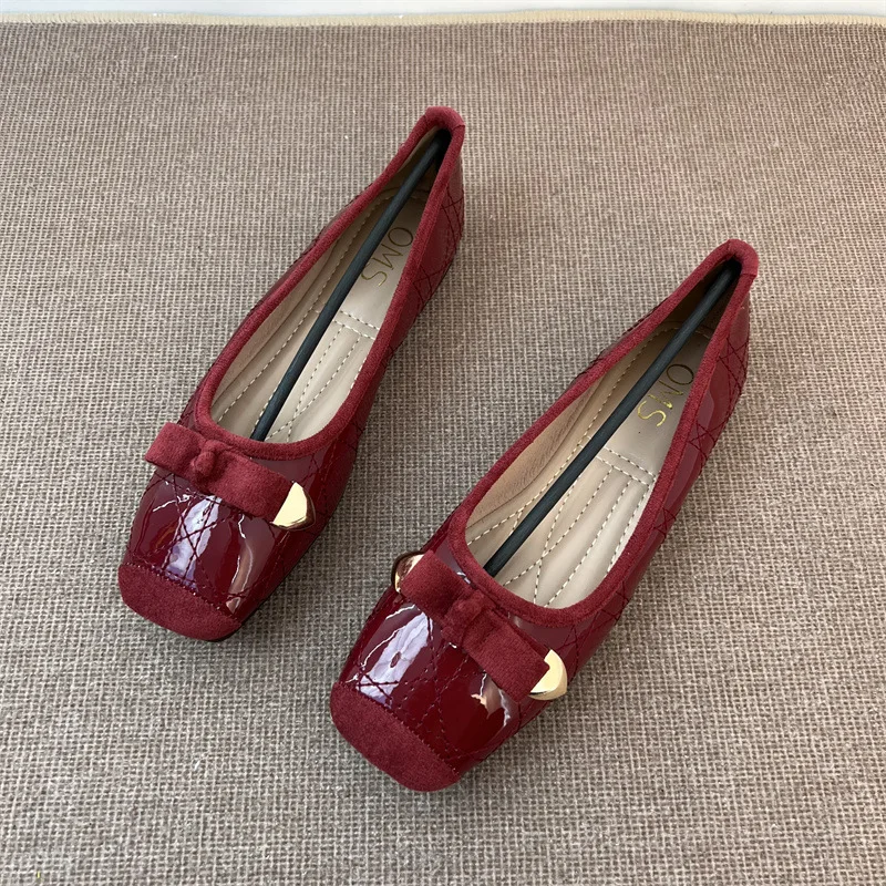 

Square toe flat shoes for women 2025 high quality bow patent leather soft sole large size