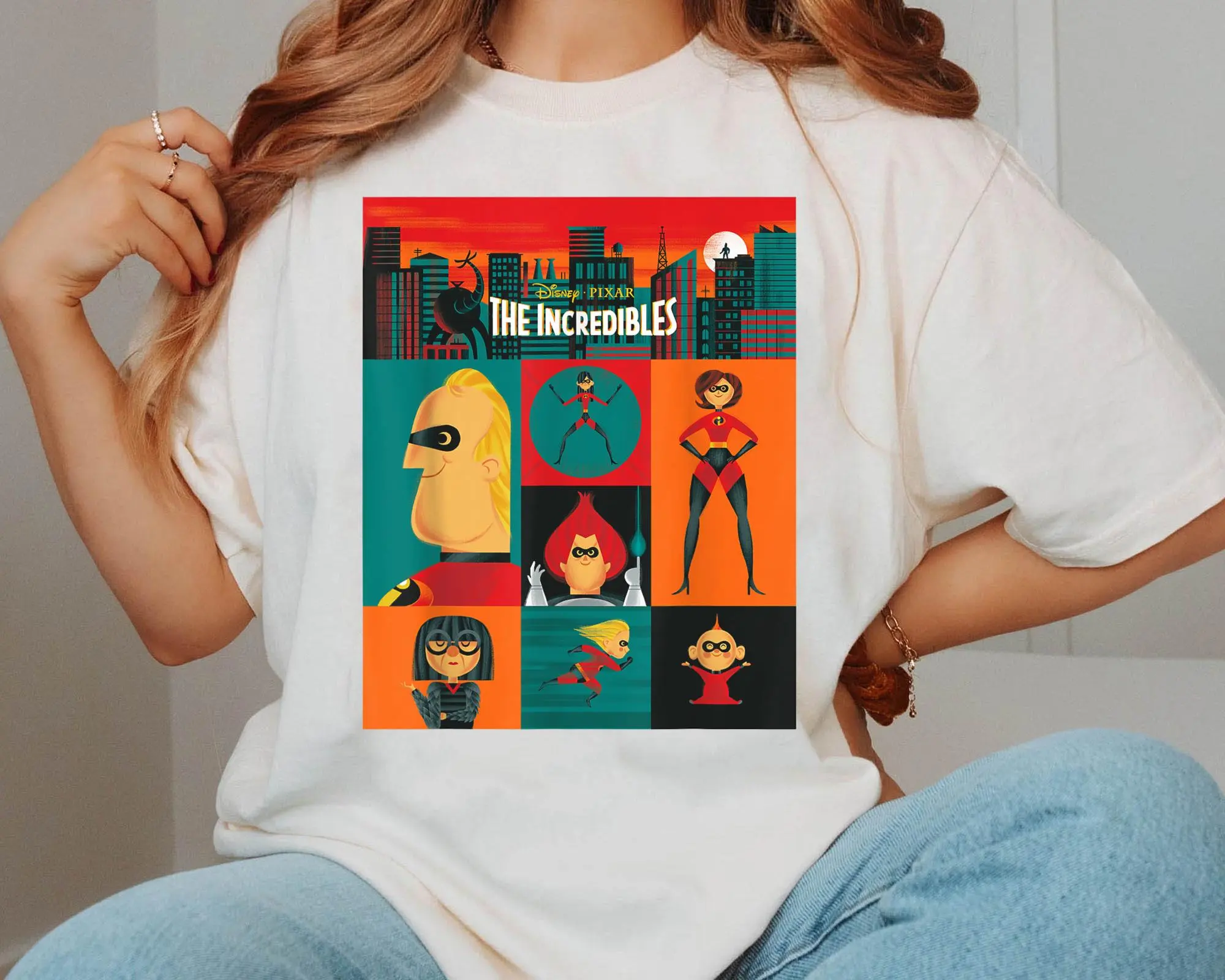 เสื้อยืดลายครอบครัวสีสันสดใสจากซีรีส์ซูเปอร์แมน, ชุดครอบครัวดิสนีย์, มิสเตอร์ซูเปอร์แมน, เอลลาสติกเกิร์ล, ไวโอเล็ต, รัช, เจย์