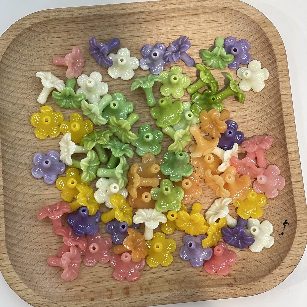 10pcs Colorful Natural Shell Beads Trumpet-shaped Through-hole Beads for Jewelry Making DIY Necklaces Bracelets and Accessories