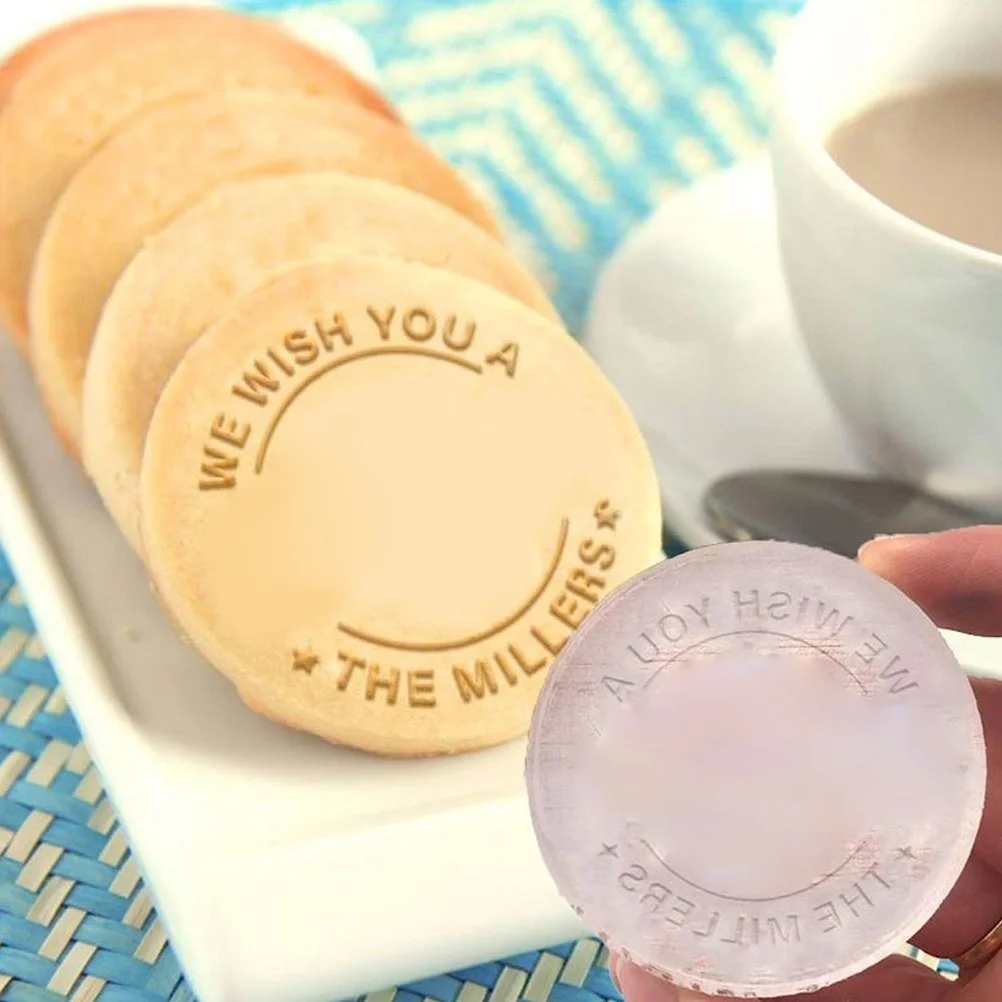 

1Set Holiday Baking Molds Christmas Cookie Stamps Set Non-Stick DIY Plastic Cutter Tools for Family Party Gifts