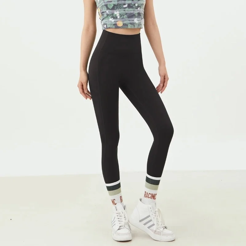 Pantalons de Yoga pour femmes grandes femmes Super Flare OL butin vêtements bout à bout tricot sentiment cyclisme laine d'agneau ascenseur femme à la mode hanche GF