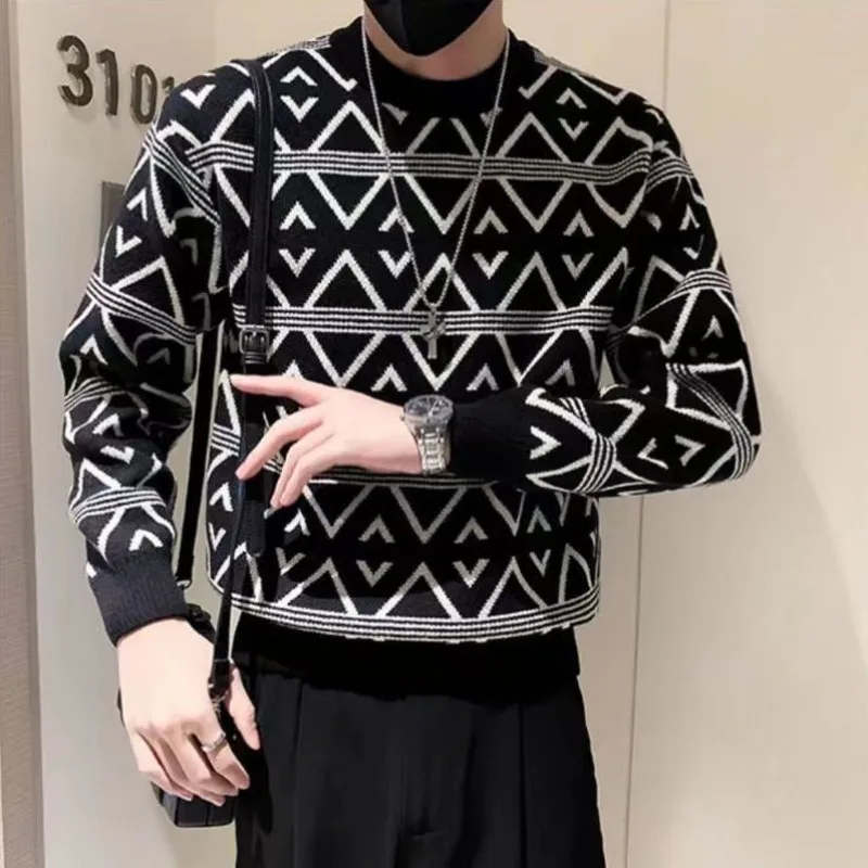 

​Men's 2025 New Premium Diamond Knit Crew Neck Sweater Warm Korean Style Inner Layer Autumn Winter Base Top​ Long Sleeve Casual