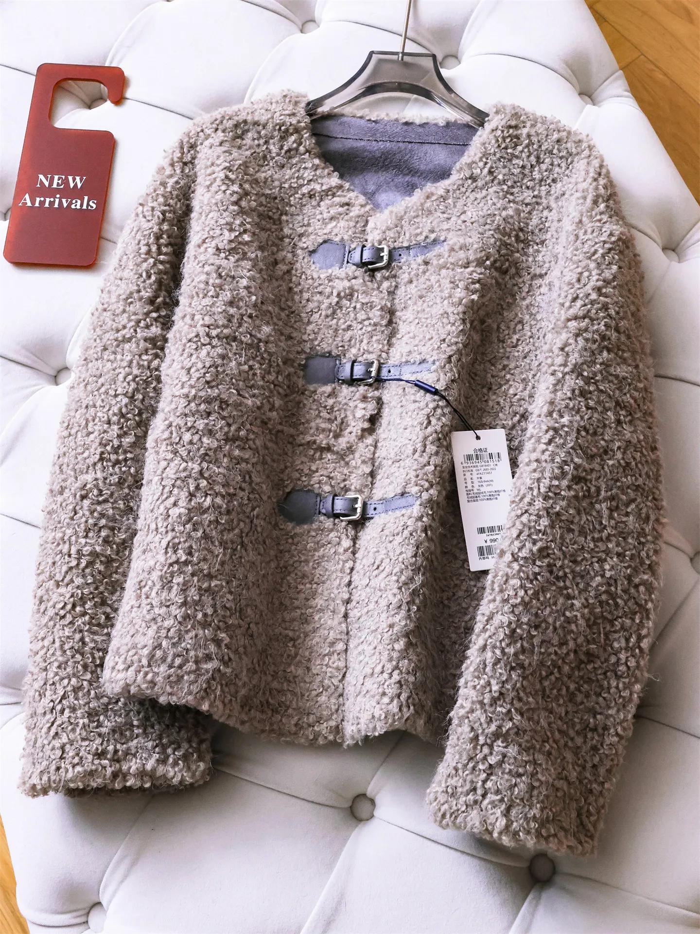 Thickened Long Sleeve Women's Jacket Pure Color Fluffy Adjustable Buckle Front Closure Warm Lamb Fur Integrated Casual Style