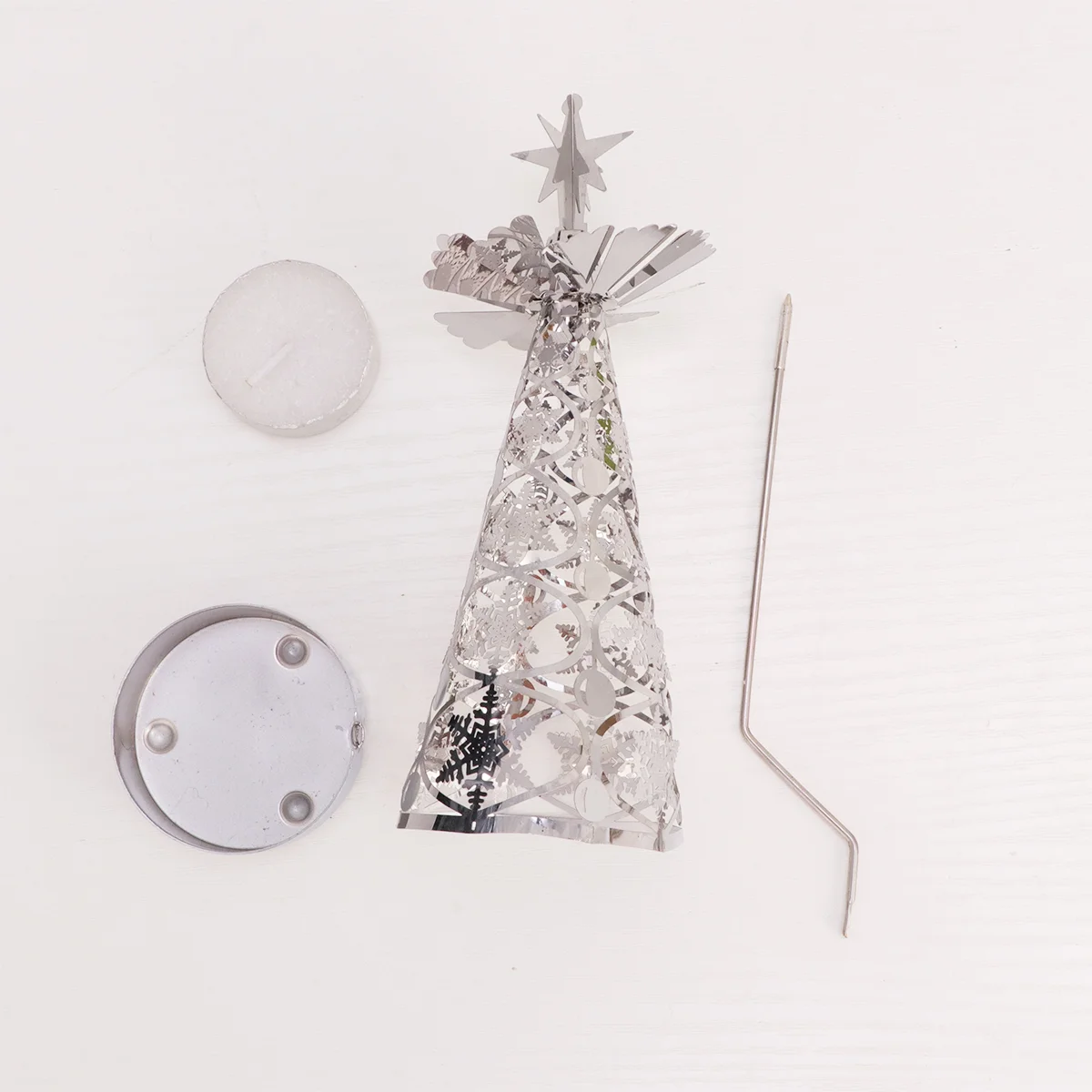 

Revolving Metal Candlestick Tree Shaped Holder Snowflake Pattern Automatic Rotating Tea Light for Cake Home Decor Dining Desk