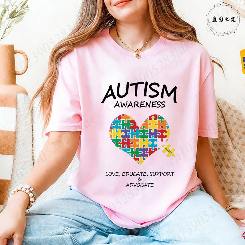 T-shirt de sensibilisation à l'autisme pour femmes, motif puzzle cœur, hauts graphiques, amour, éducation, soutien, actionnaire, esthétique estivale 2026, vêtements féminins