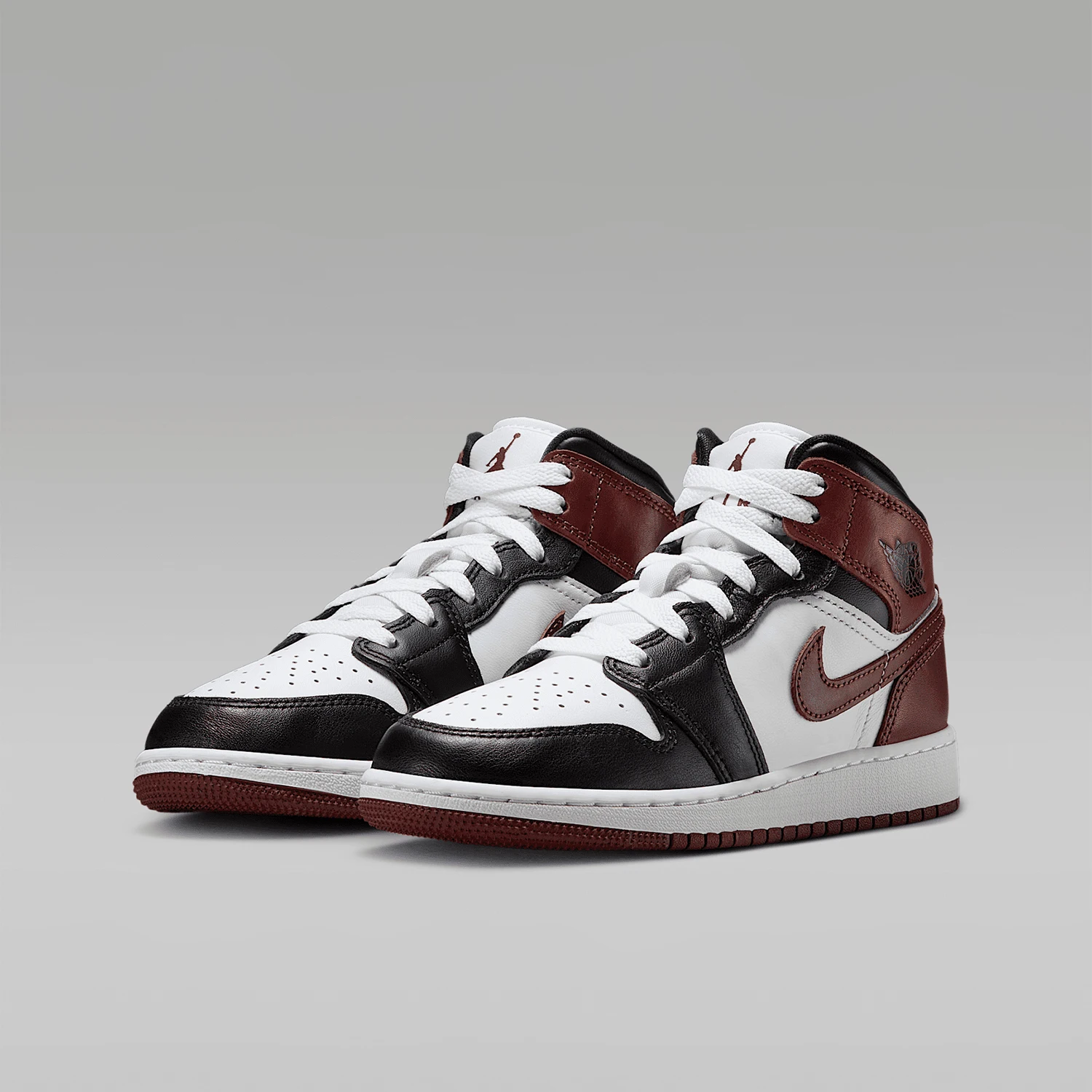 Nike Authentic Jord…