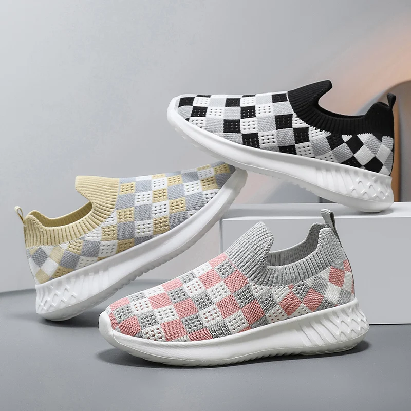 

Новые детские повседневные кроссовки, дышащие вязаные кеды, детские слипоны для бега, легкие и удобные для ходьбы.