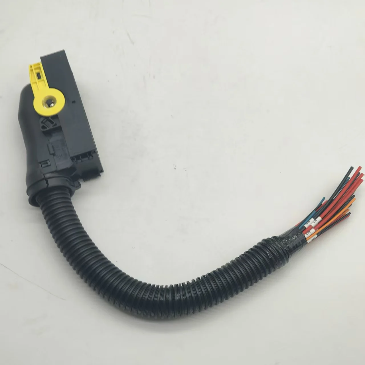 

high quality 62pin connector 1-1418883-1 2-1418883-1 Ecu Harness FOR Volvo engine ECU