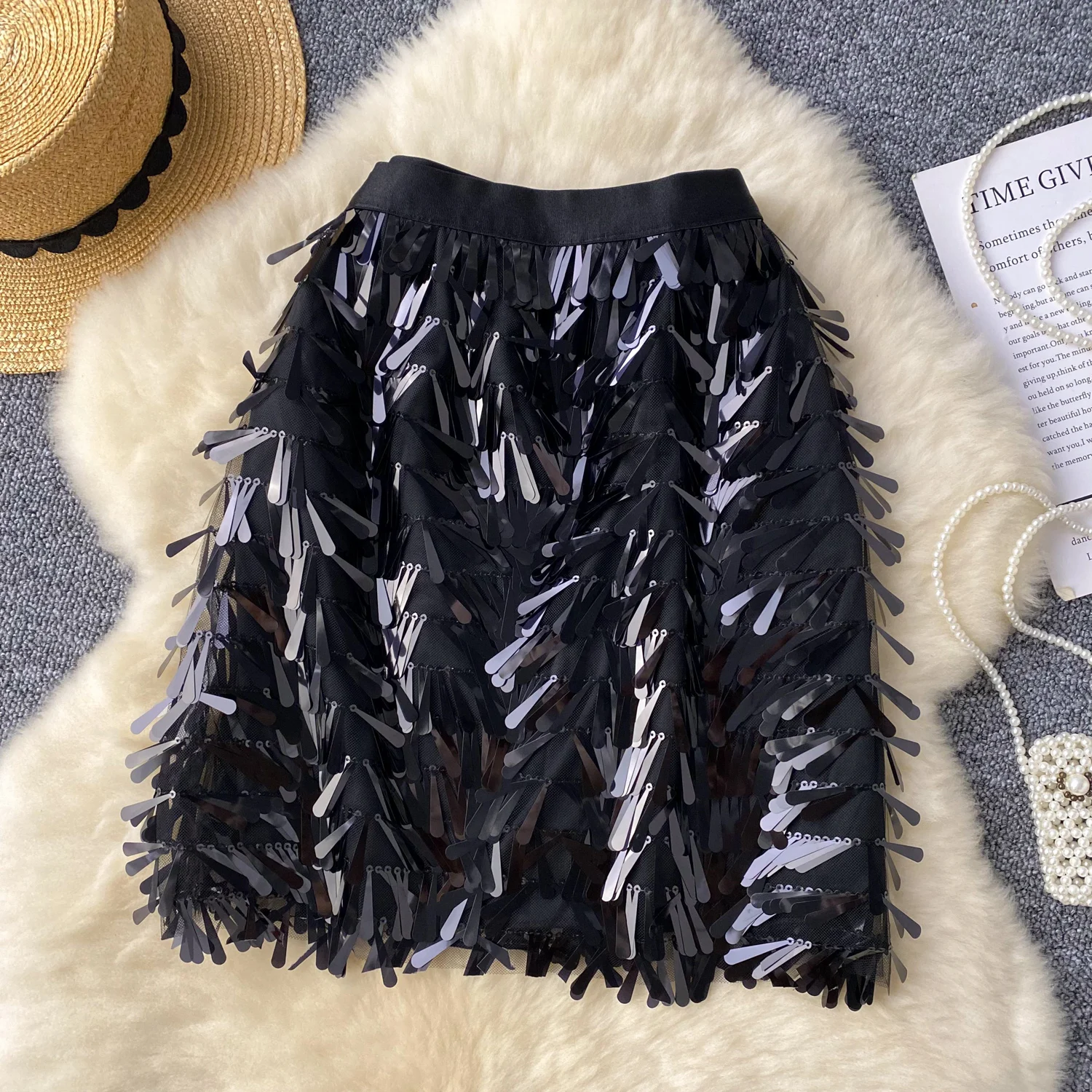 Summer New Spicy Girl Sexy Skirt Versatile Colorful Sequin Sparkling Half Skirt Tassel Short Skirt Dress