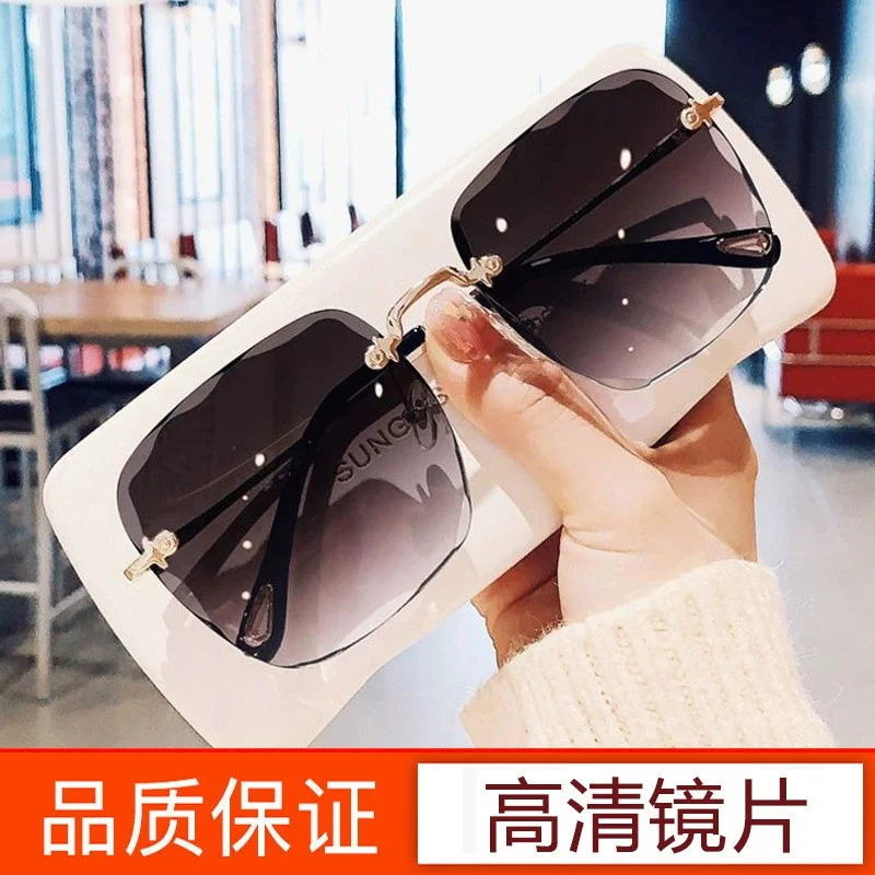 

New cut edge sunglasses for women, internet red sunglasses, frameless box, street photo, ins runway trend, Korean version