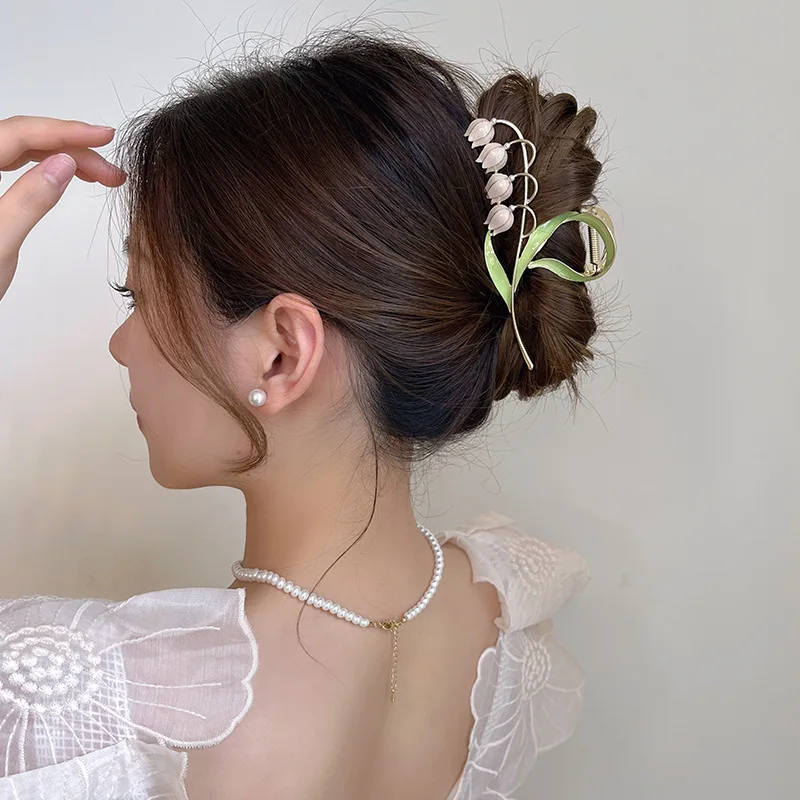 Korean Version of Summer Trend Metal Drip Flower Shark Clip Holiday Party Creative Hair Clip Women\'s Elegant Hair Accessories