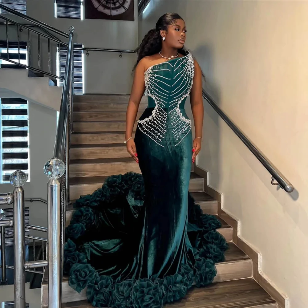 Emerald Green One-Shoulder Beaded Mermaid Prom Dress plus Size Velour Pearl Detail Ruffled Velvet Women's Party Gown