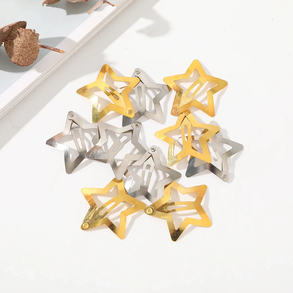 40 Stück Stern-Haarspangen, goldfarben, Y2K-Haarschmuck, Pentagramm-Haarspangen für Mädchen und Frauen, Metall-Druckknopf-Haarnadeln, Haarspangen – Detail 8