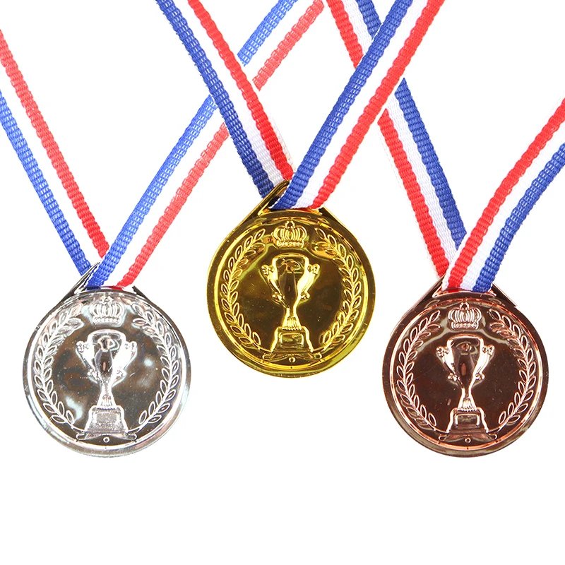 

Gold Silver Bronze Award Medal Winner Reward Football Competition Prizes Award Medal For Souvenir Gift Outdoor Sport Kids Toys