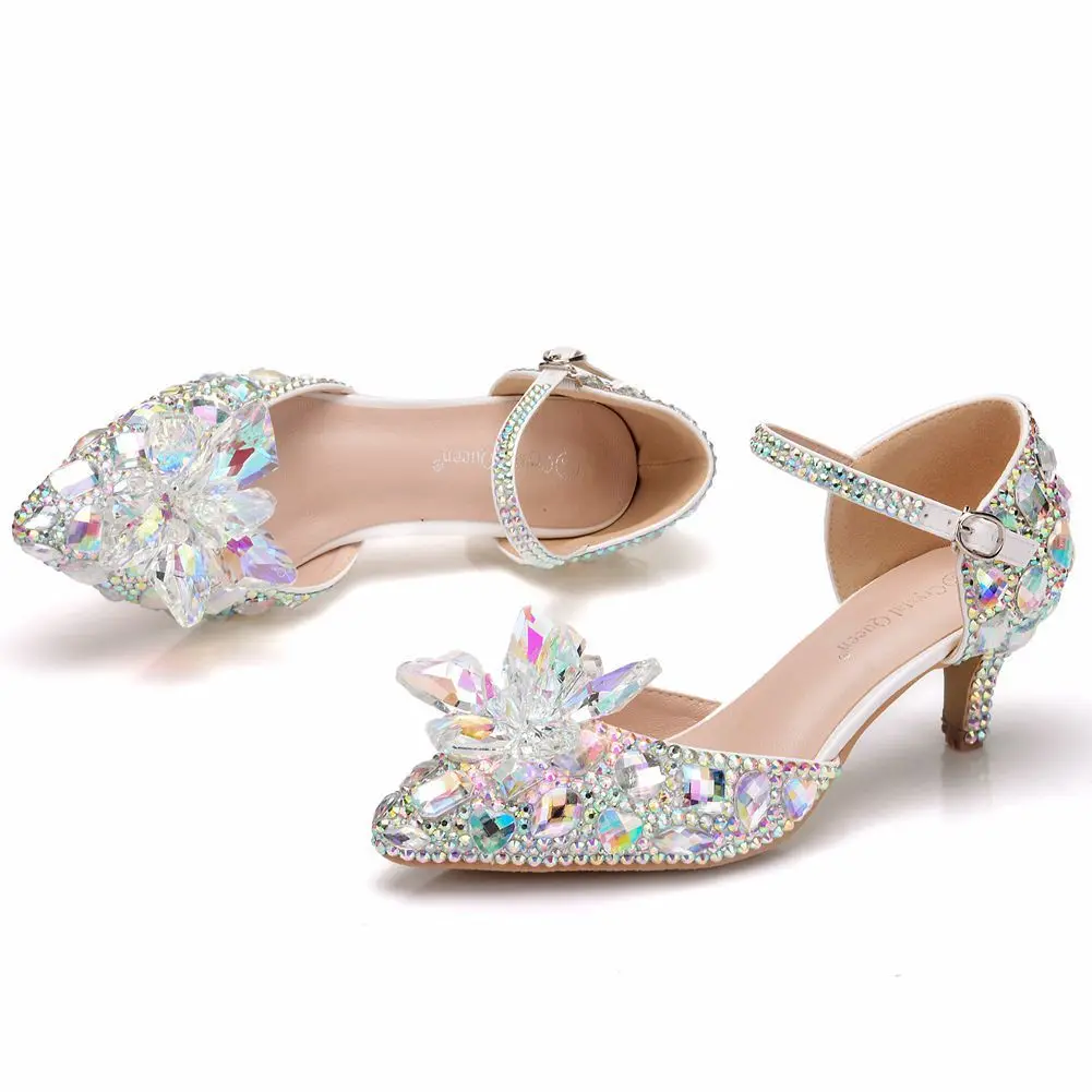 Sexy Party kleid Frauen Pumps Sandalen farbigen Strass Hochzeit pu 5,5 cm dünne Absätze Low Heels Frauen High Heel Schuhe