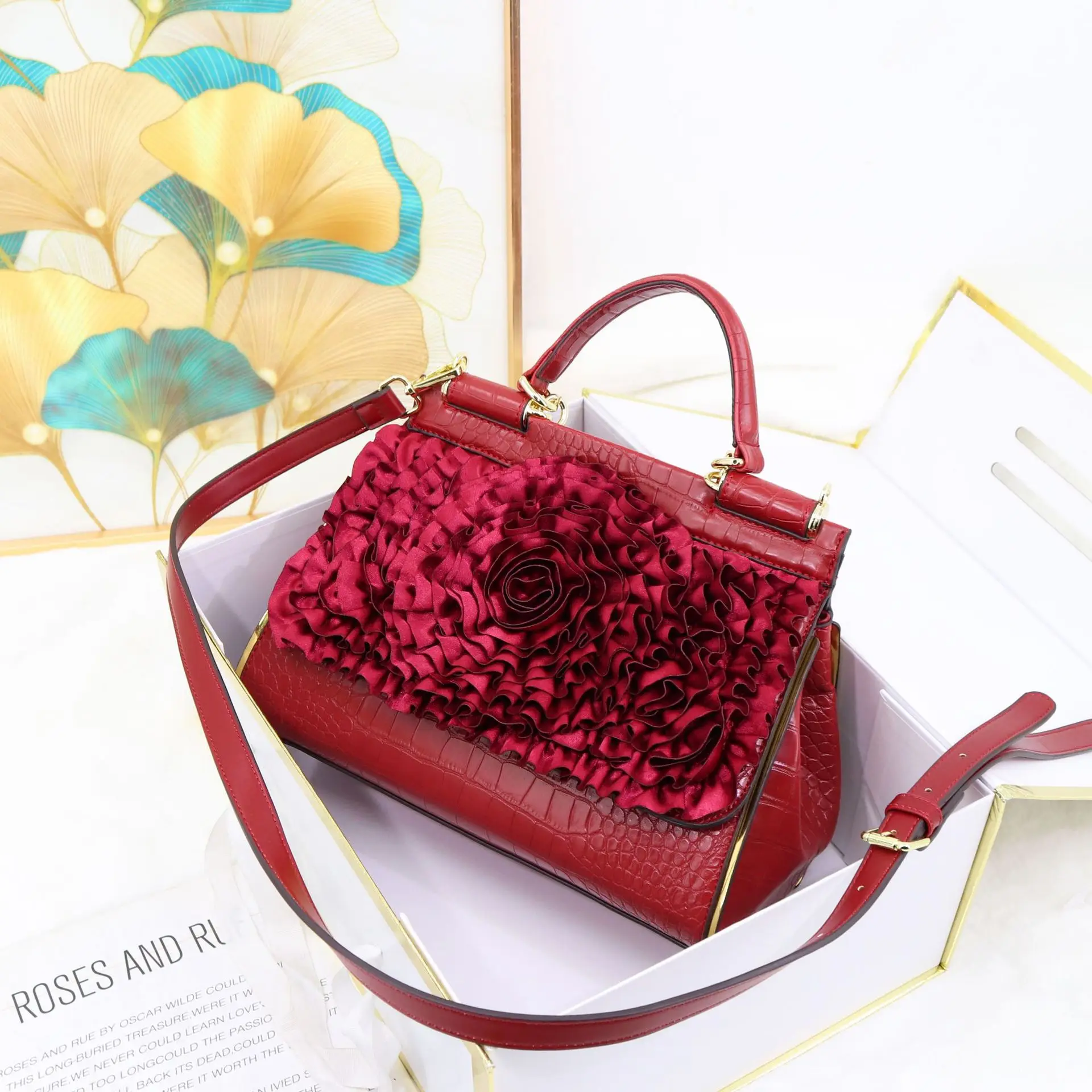 

Advanced women's handbag fashion new diagonal cross hand-held women's handbag