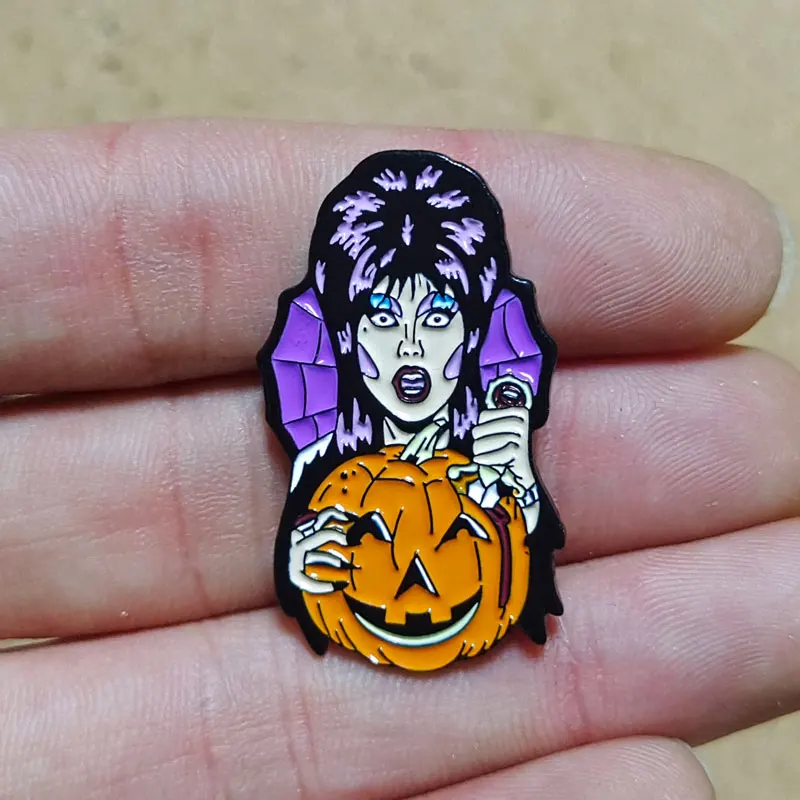 90's Hallowmas Horror Movie Enamel Pin Killer Lapel Badges Manga Brooches for Women Fashion Jewelry Accessories Gifts