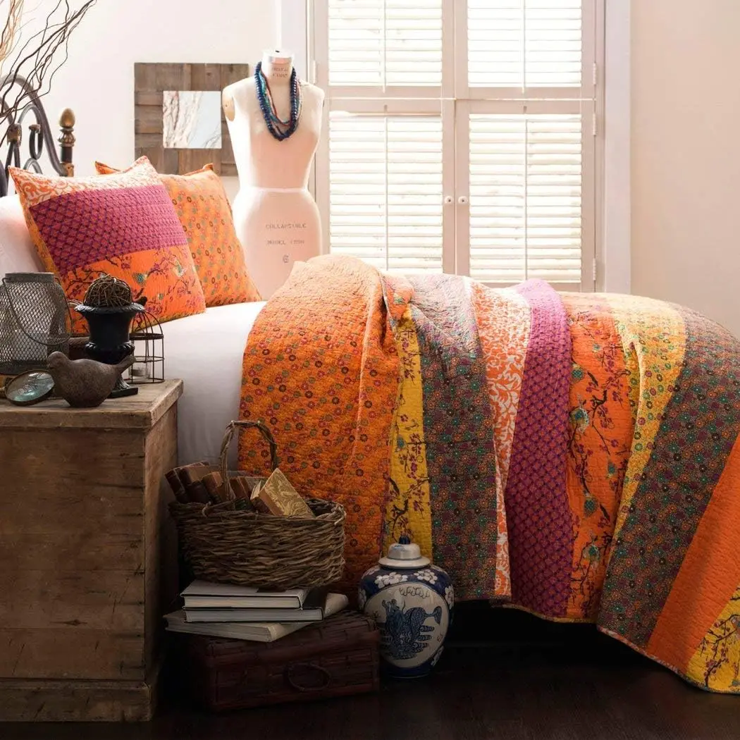 

Lovely Birds Print, Boho Chic Rich Flowers Design, Bohemian Themed Reversible Bedding, Soft & Warmth Cotton, For Unisex
