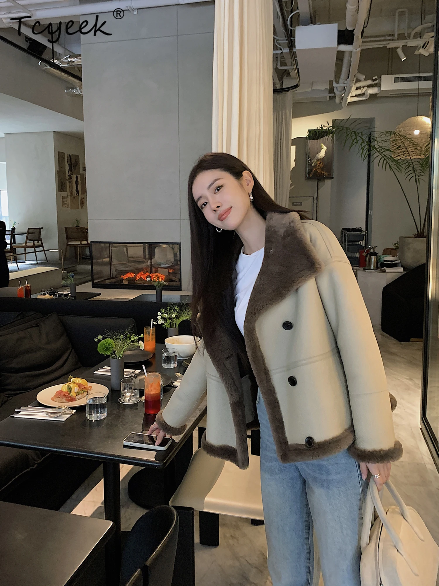 Tcyeek Lana Autunno Inverno Versione coreana di fascia alta Pelliccia integrata Colletto rialzato Cappotto corto in pelliccia di lana da donna Fourrures Femme