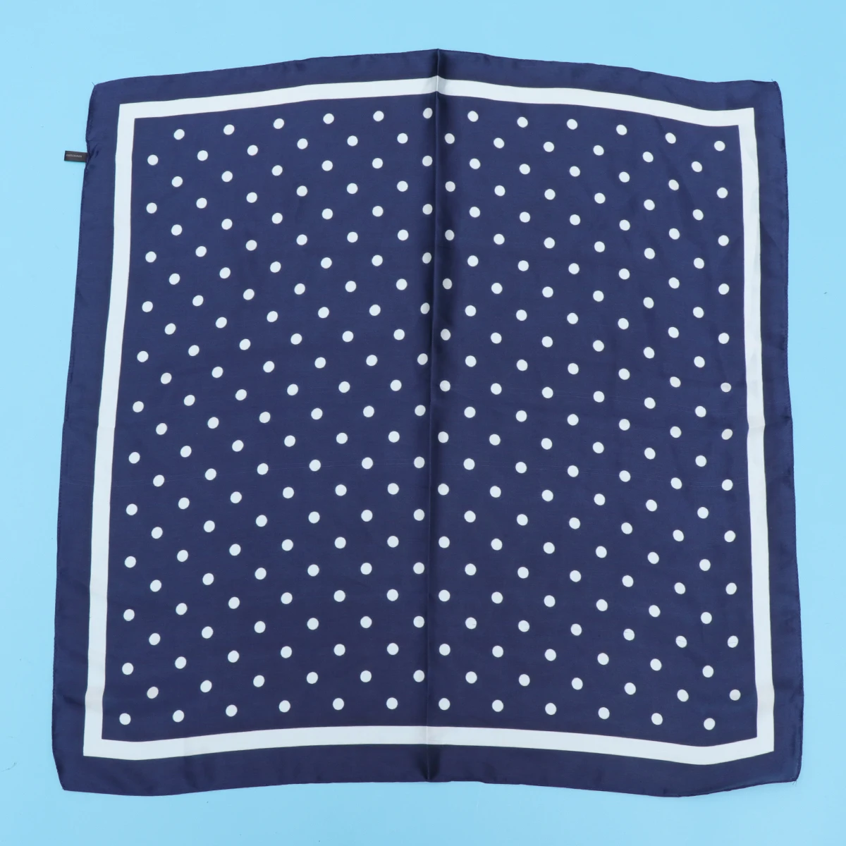 وشاح شيفون بنقاط زرقاء مطبوعة خفيفة الوزن قابلة للتنفس للنساء ملحقات السفر الصيفية النقاط الحلوة وشاح الملابس الزخرفية #1