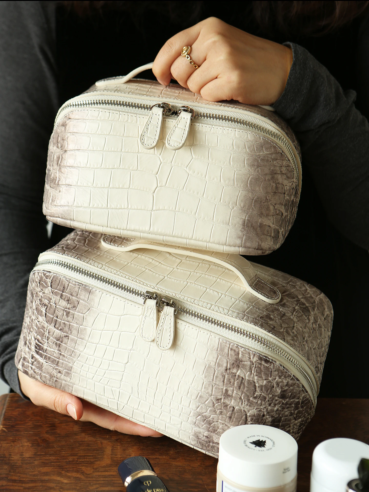 

Косметичка Sainkho из натуральной кожи с узором под аллигатора, дорожная сумка для туалетных принадлежностей из воловьей кожи, вместительная сумка с широким отверстием для хранения