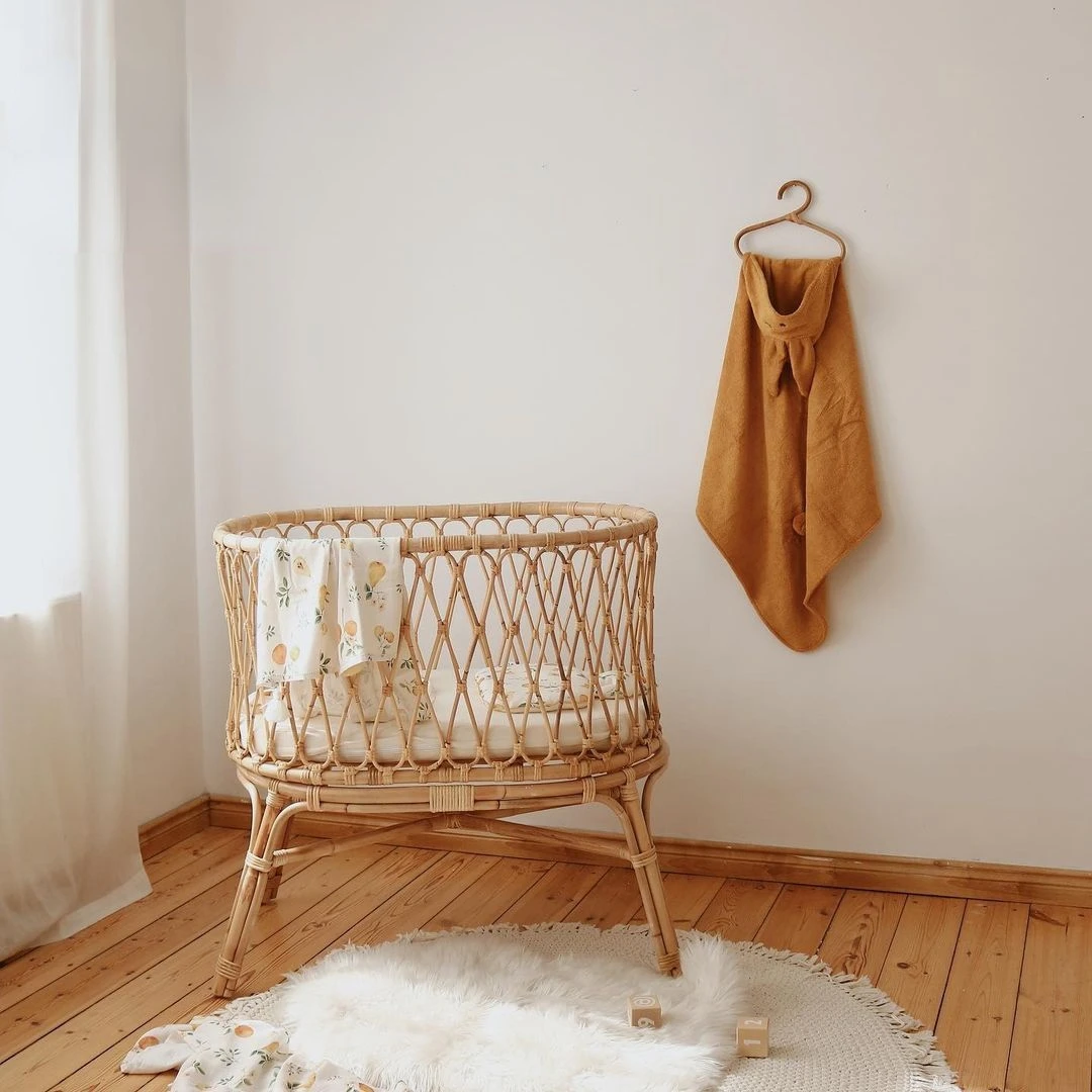 Japanese Rattan Baby Bed Movable Hand-Woven Rattan Baby Crib