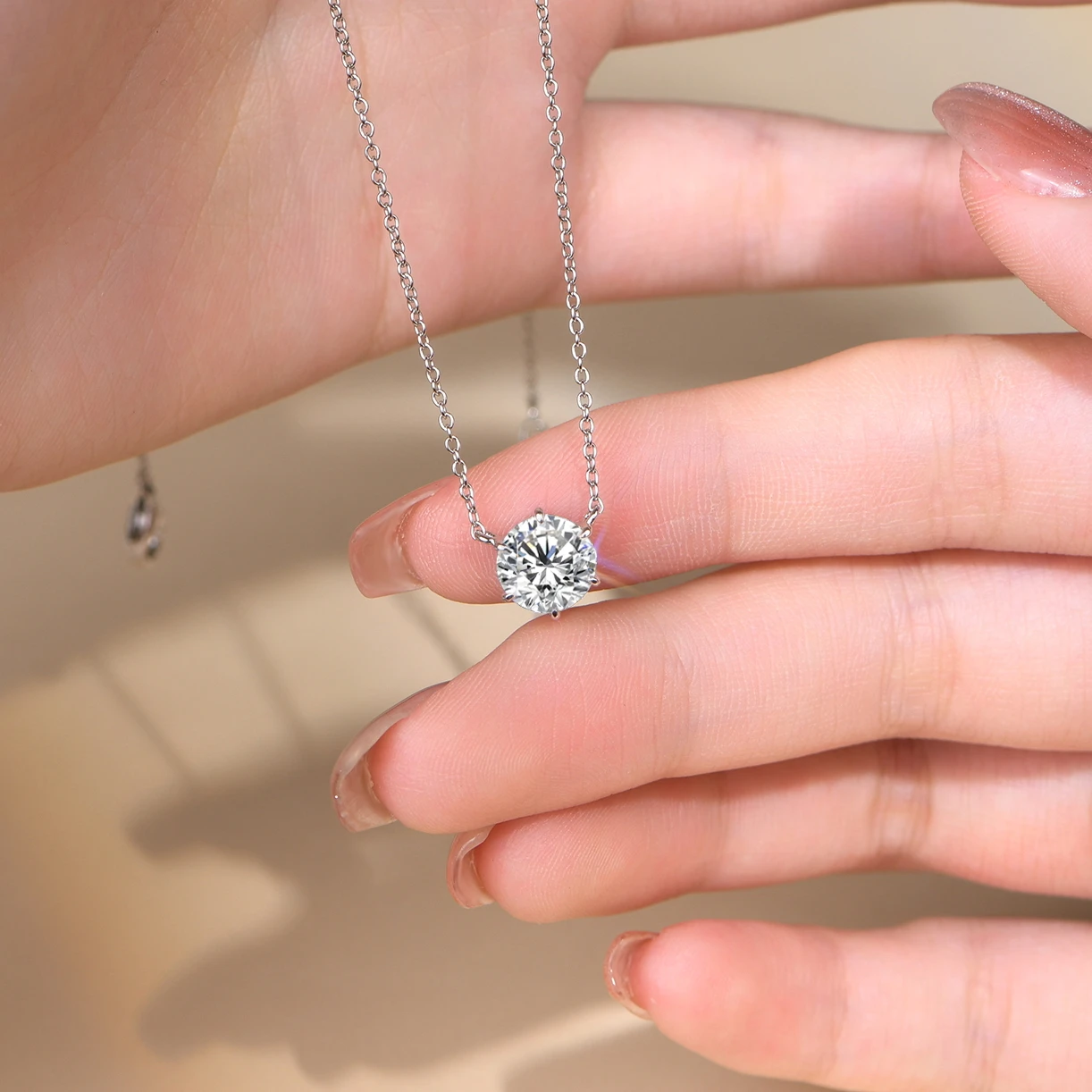ATTAGEMS 925 Silver Necklace Pendant Round Cut 1.0ct D Color White Moissanite Pass Diamond Test for Women Elegant Necklace