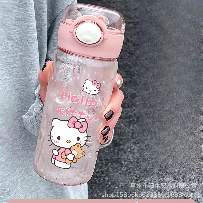 Cangkir air Sanrio Hello Kitty 560Ml Kuromi Melody Cinnamoroll Pochacco portabel botol air plastik cangkir minum hadiah siswa