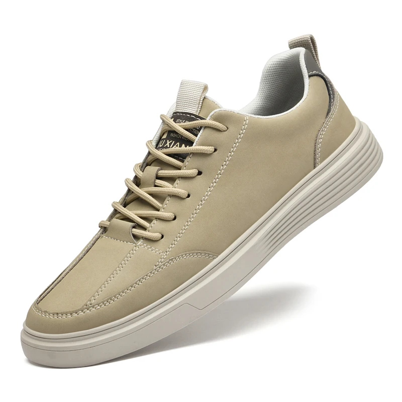

The 2025 New Style of Fashionable and Casual Streetwear, Versatile Men's Shoes, All-season Casual Sneakers with Cowhide Uppers