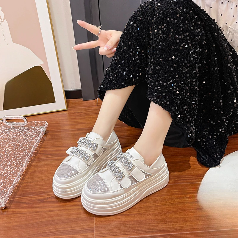 Cake Thick Bottom White Shoes for Women 2024 Summer New Style Breathable Mesh Versatile Casual Flat Shoes Sports Women's Shoes