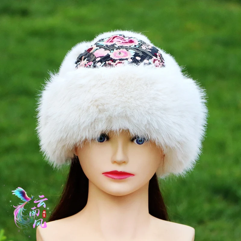 

New 2023 Winter Embroidered Hat Fashionable Versatile Warm Imitation Fur Thickened Antifreeze Mongolian Hat Women's Tide