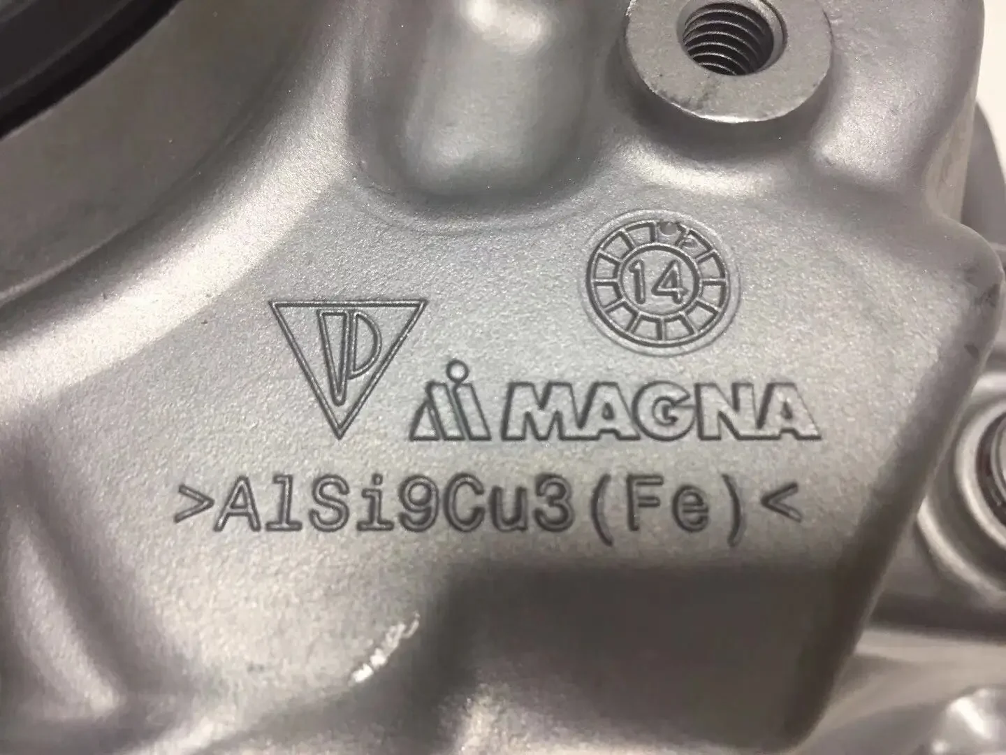 A1SI9CU3 OE Transfer case  for Macan  automatic chassis past gearbox transferbox good condition