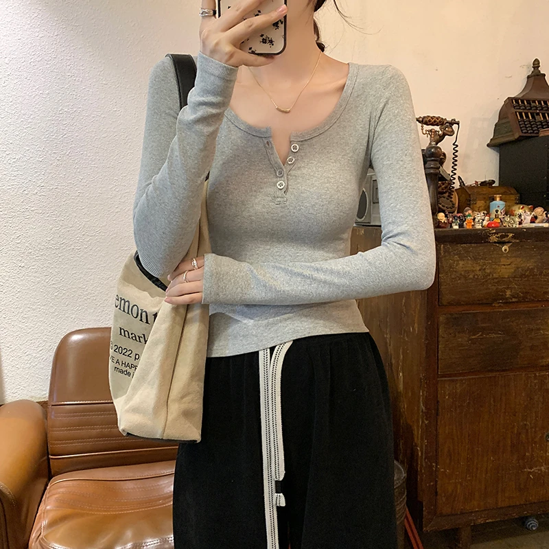 AOSSVIAO 2026 Herbst Damen T-Shirt Stilvolles Langarm-Shirt in Unifarbe mit O-Ausschnitt, schmal geschnittenes Basic-Top, vielseitiges Layering-Oberteil. – Detail 21