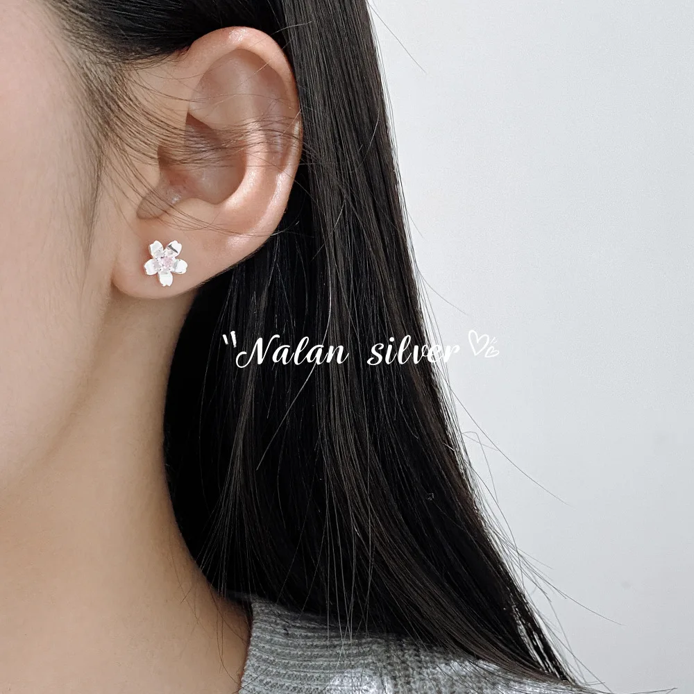 S925 Sterling Silver Fresh and Sweet Design Pink Diamond Five-petal Flower Threaded Mini Cherry Blossom Earrings M07234