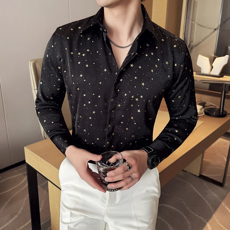 

Новые мужские рубашки с длинными рукавами и золотой звездой, осенне-весенняя мужская роскошная рубашка с лацканами, модная корейская версия, клубная одежда для выпускного вечера