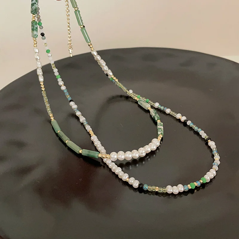 

ALLNEWME Retro Green Natural Stone Strand Beaded Necklace Crystal Imitation Pearl Chokers Necklaces for Women Casual Jewelry