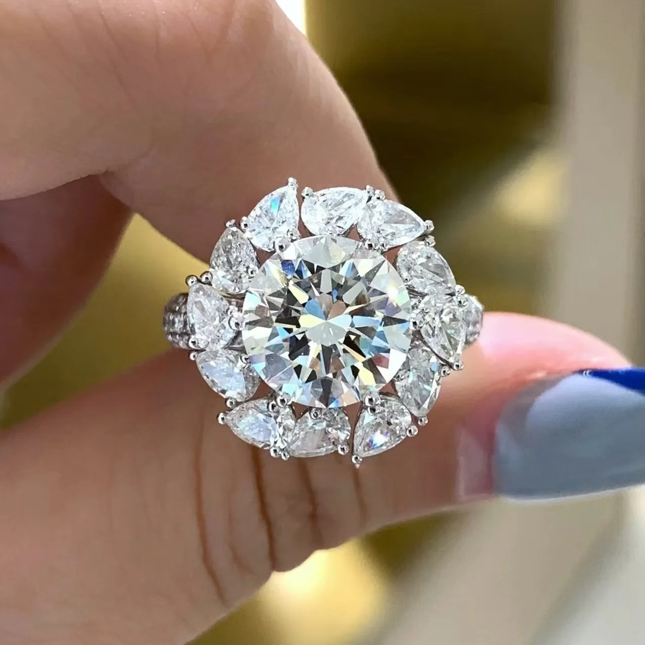 

Женское кольцо PT950 с платиновым букетом и муассанитом, 3CT, 3D цветочная голова, виноградная лоза, поворотный ремешок, помолвка, юбилей, вечный подарок