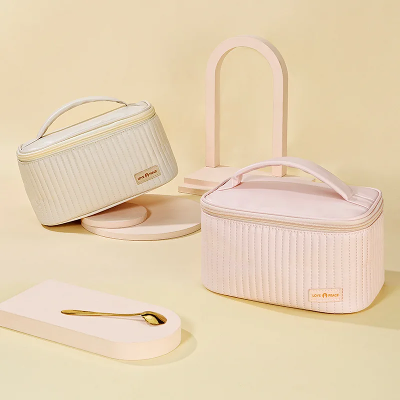 luxury style Newest Cake Makeup Bag PU Leather Large Capacity Waterproof Storage Bag Handheld Cosmetic Organizer